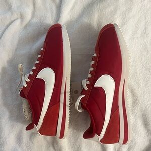 Nike Cortez gym red/sail  Red White Women's Size 10 mens 8.5 IF 1764-600